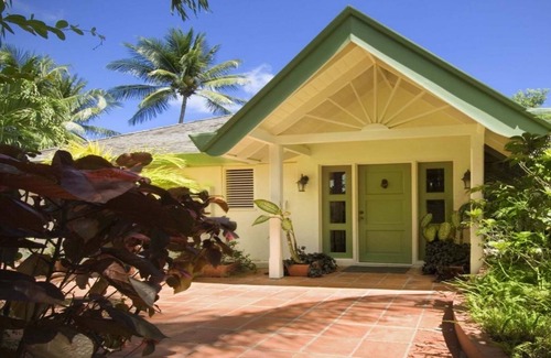 Gibbs Bay Villa | Great Value 4 Bedroom Villa With Private Pool - Only A Short Walk To Gibbs Beach