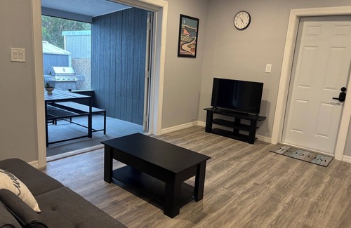 Winter Haven Apartment | 🏖️⭐️GREAT VALUE ⭐️near Legoland🏖️Clean and cozy waterfront apt