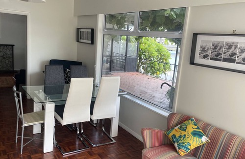 Whanganui House | Great views close to the centre of town