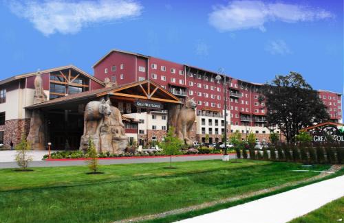Grand Mound Cabin | Great Wolf Lodge Grand Mound