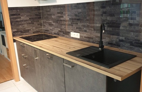 Kredenbach Apartment | Green apartment