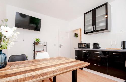 Stadtbezirke VII Apartment | Green Apartment for 4 - Essen, Kitchen, WIFI, Netflix
