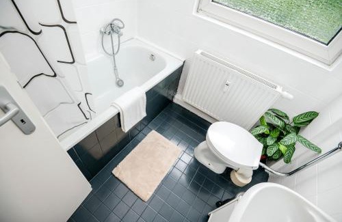 Stadtbezirke VII Apartment | Green Apartment for 4 - Essen, Kitchen, WIFI, Netflix