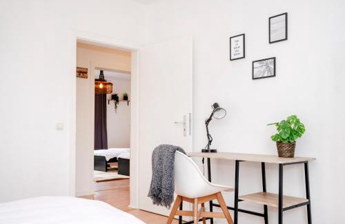 Stadtbezirke VII Apartment | Green Apartment for 4 - Essen, Kitchen, WIFI, Netflix