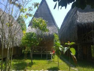 Quan Tom Resort | Green Bamboo Lodge Resort
