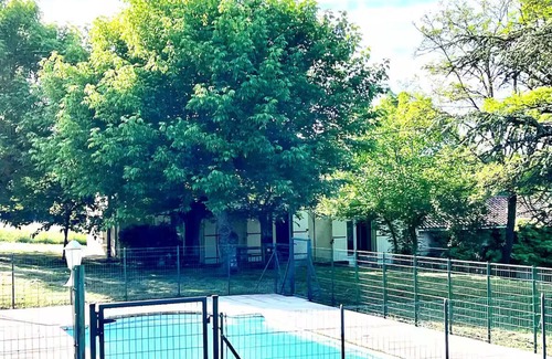 Pomport House | Green cocoon with private swimming pool