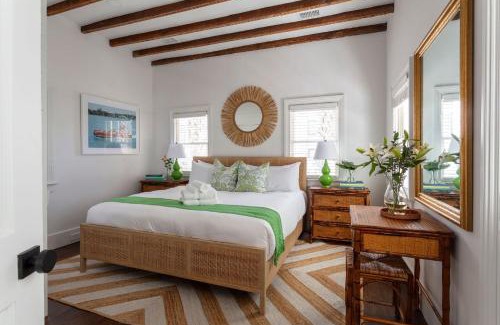 Cannonborough Elliotborough House | Green Cottage at Casa Zoe