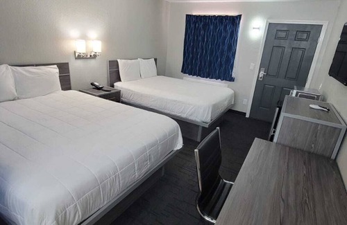 Henryetta Hotel | Green Country Inn