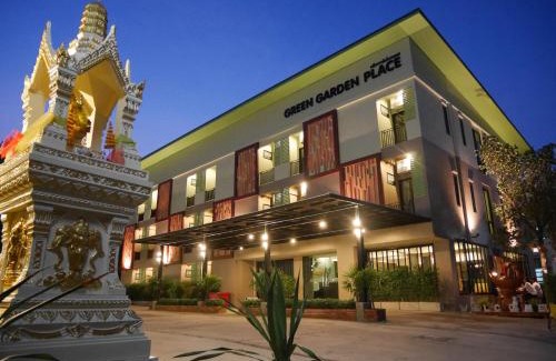Mak Khaeng House | Green Garden Place
