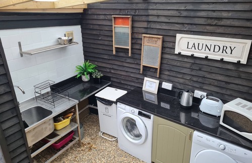 Boston Apartment | Green Haven Glamping Pod, Wren