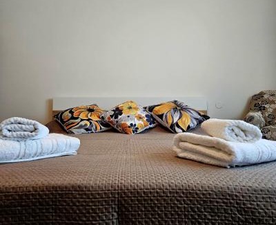 Petrovaradin House | Green Haven Retreat - Nature's peace just for you