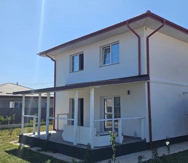 Miroslava Villa | Green Hill Villa