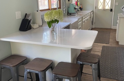 Markesan Cottage | Green Lake Terrace - AC- Fenced Yard -Dog Friendly. 2 short blocks to the beach.