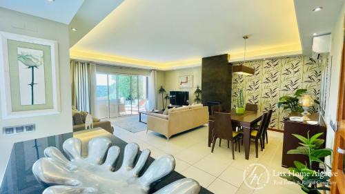 Estombar House | Green Lodge - Pestana Golf - Big Terrace - Pool