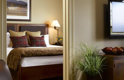 South Burlington Hotel | Green Mountain Suites Hotel