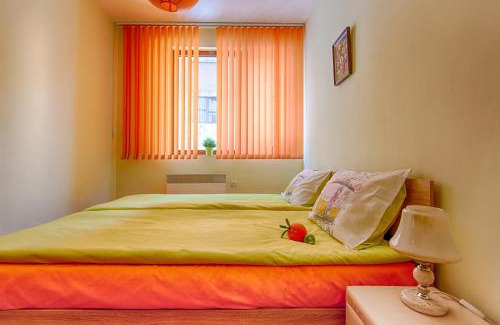 Kvartal Noviya Grad Apartment | Green Orange Apartment