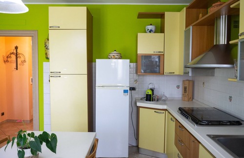 Diano d'Alba Apartment | GREEN SUNNY with garden surrounded by nature
