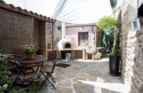 Rocafort House | Green Sunsets & Swimingpool
