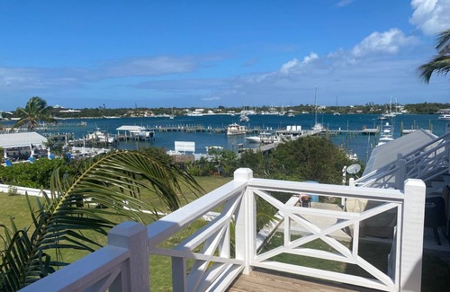 Green Turtle Cay Apartment | Green Turtle Cay, 1 bedroom suite on White Sound with private dock