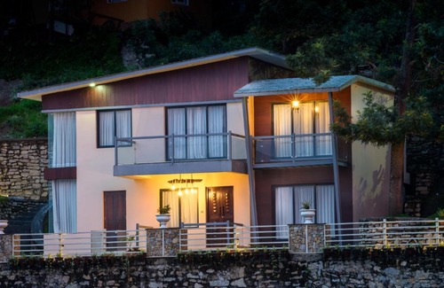Burhanilkantha Hotel | Green Valley Resort