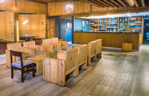 Burhanilkantha Hotel | Green Valley Resort