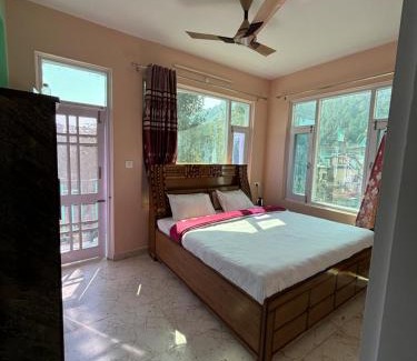 Shimla House | Green Valley View Homestay
