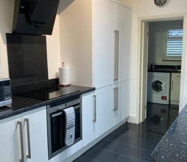 Hickleton Villa | Green Villa