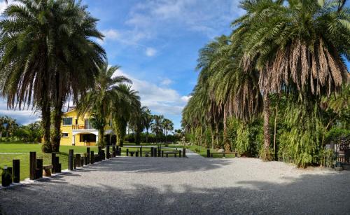 Shoufeng House | Greenfield Villa