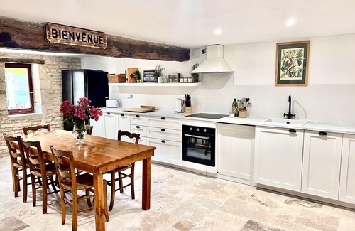 Chives Cottage | Greengates, Lavender Cottage, Beautiful rural french home. Hot tub, Heated pool.