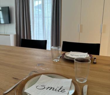 Tittmoning Apartment | Greenhouse Apartment am Stadtplatz