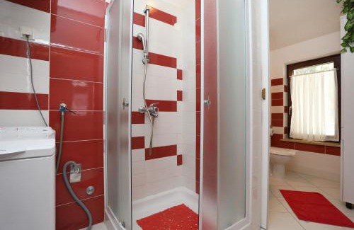 Rabac Apartment | Greenhouse family apartments