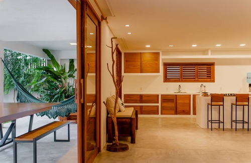 Caicara House | Greenhousi Prea