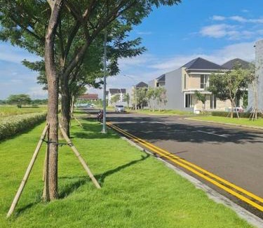 Surabaya House | GreenLake Vista