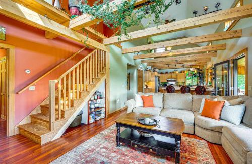 Stannard House | Greensboro Home with Porch and Countryside Views!