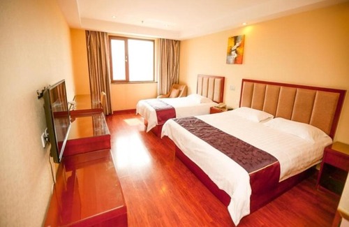 Huangdao Hotel | GreenTree Inn Shandong Qingdao Wuyishan Road Jiashike Shopping center Business Hotel