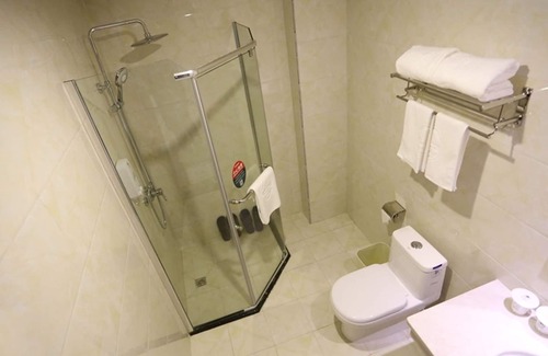 Yushan Hotel | GreenTree Inn Shangrao Yushan County Boshi Avenue Hotel