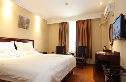 Runzhou Qu Hotel | GreenTree Inn Zhenjiang Gaotie Wanda Square Express Hotel