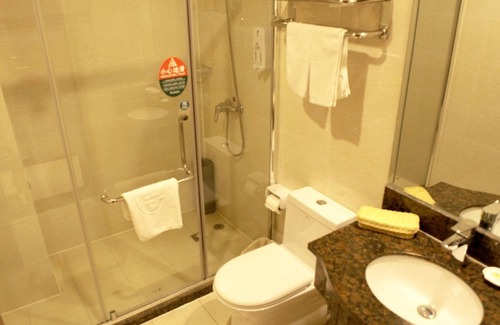 Runzhou Qu Hotel | GreenTree Inn Zhenjiang Gaotie Wanda Square Express Hotel