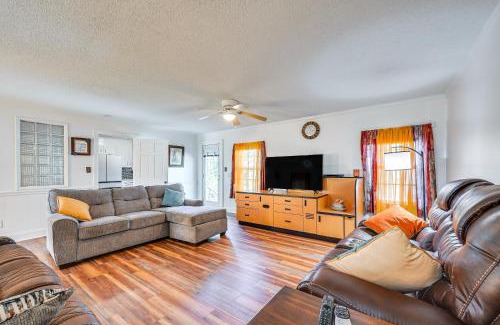Greenville House | Greenville Home 2 Mi to Downtown!