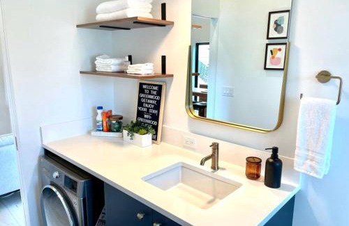Phinney Ridge Apartment | Greenwood Getaway