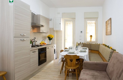 Quartiere XIII Aurelio Apartment | GREGORY BIG FAMILY