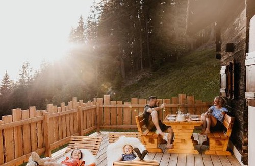 Ganz House | Greithhütte