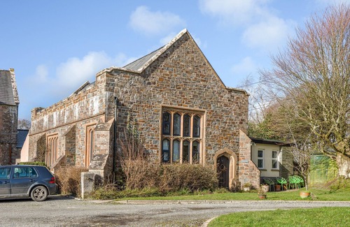 Kilkhampton House | Grenville House. Private hot tub close to Bude - book now for 2024!