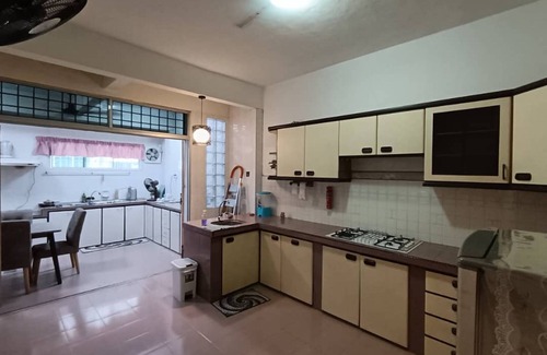 Taman Kemuncak House | Grey Fantasy Homes # Sunway Water Theme Park
