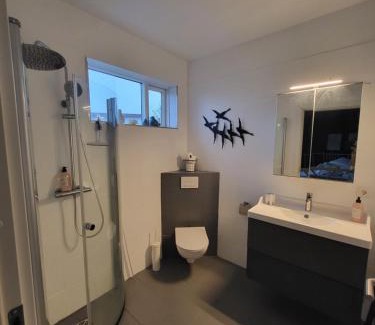 Grindavik House | Grindavik Guesthouse self check in & out