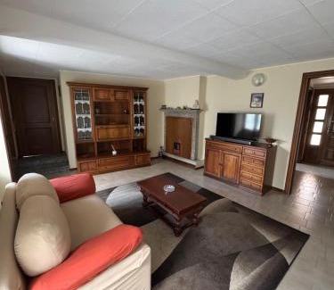 Esmate Apartment | Gringo's Paradise apartment