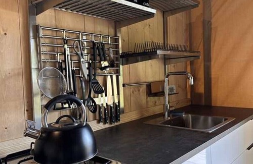 Castle Cary Cabin | Grisway Safari Tent Lodge - Next Door to The Newt In Somerset