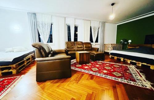 Casekow Apartment | Großes Ferienzimmer Uckermark