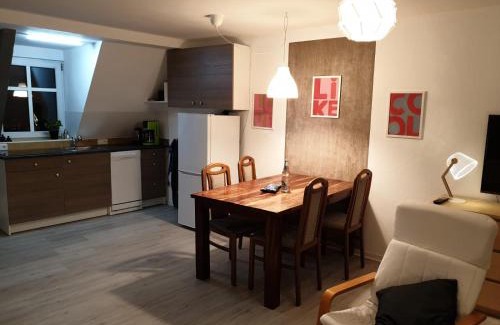 Wolmirstedt Apartment | großes offenes Loft oder kleine gemütliche Wohnung mit Balkon