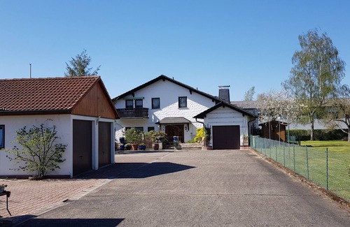 Kueps Apartment | Großzügige Ferienwohnung in der Schlössergemeinde Küps